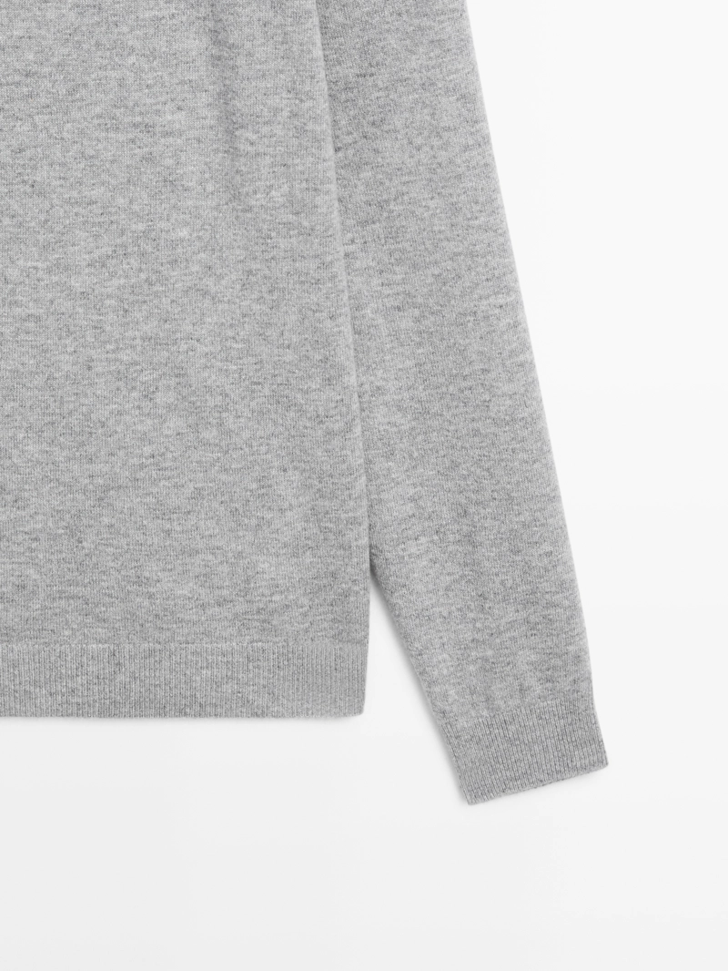 Свитер из шерстяного микса с высоким воротником