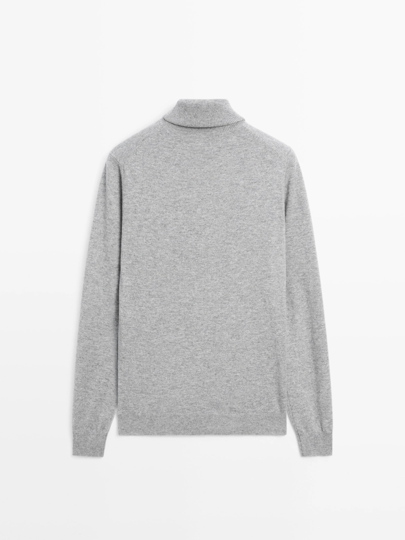 Свитер из шерстяного микса с высоким воротником