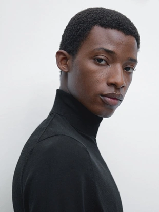 Вязаный свитер с высоким воротником из шерстяной смеси- Заказать в России