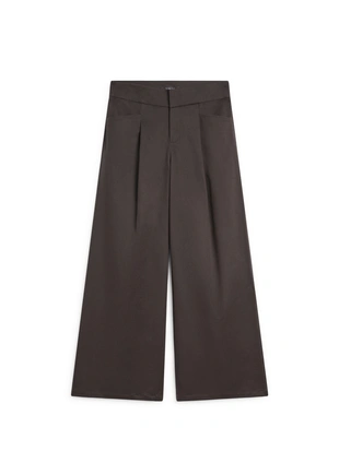 Широкие брюки с защипами- Заказать в России