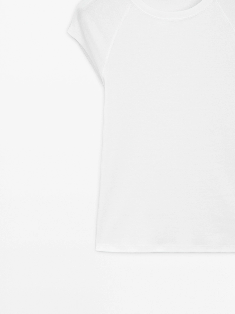 Хлопковая футболка с короткими реглановыми рукавами