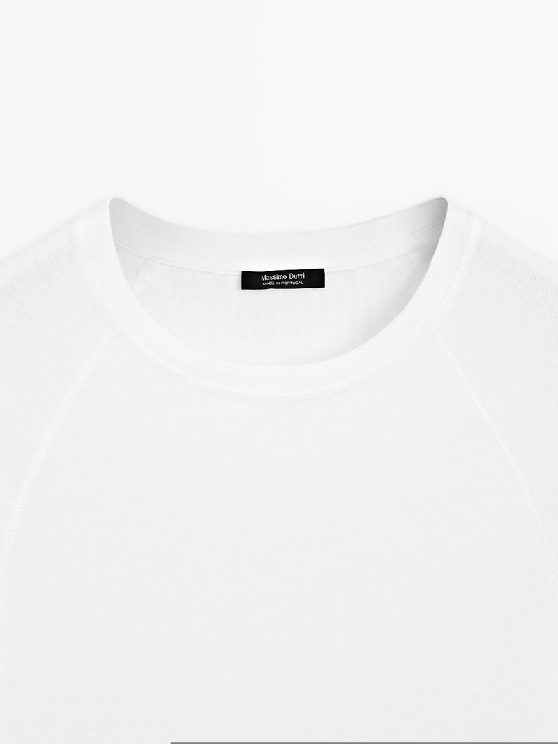 Хлопковая футболка с короткими реглановыми рукавами