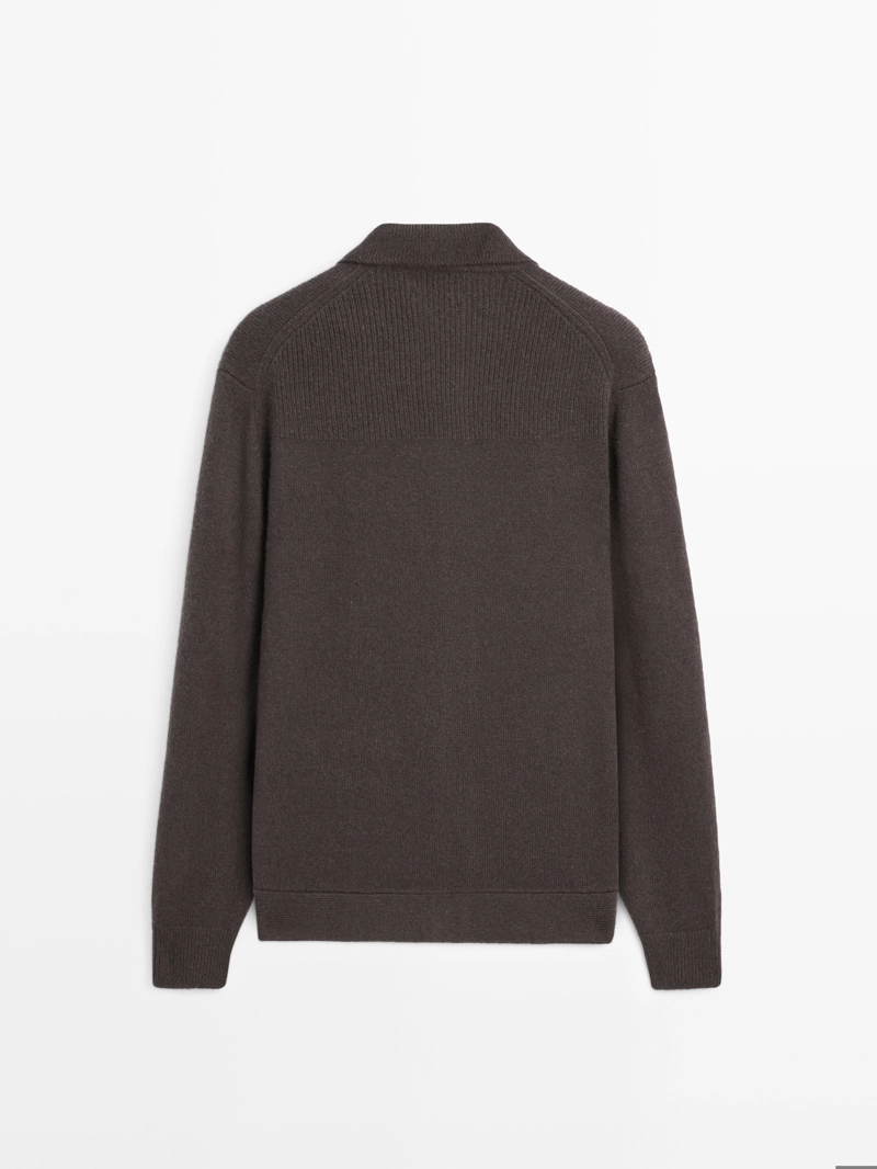 Кардиган из 100% шерсти с воротником-поло