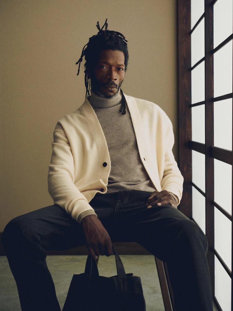 Кардиган с v-образным вырезом из 100% шерсти