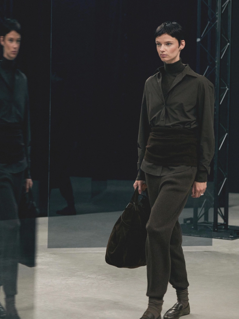 Брюки 100% кашемировые свободного кроя