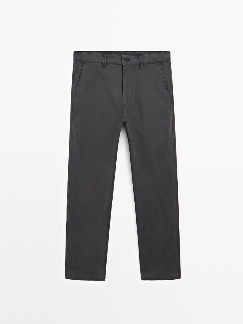 Брюки с зауженным кроем из мягкой ткани