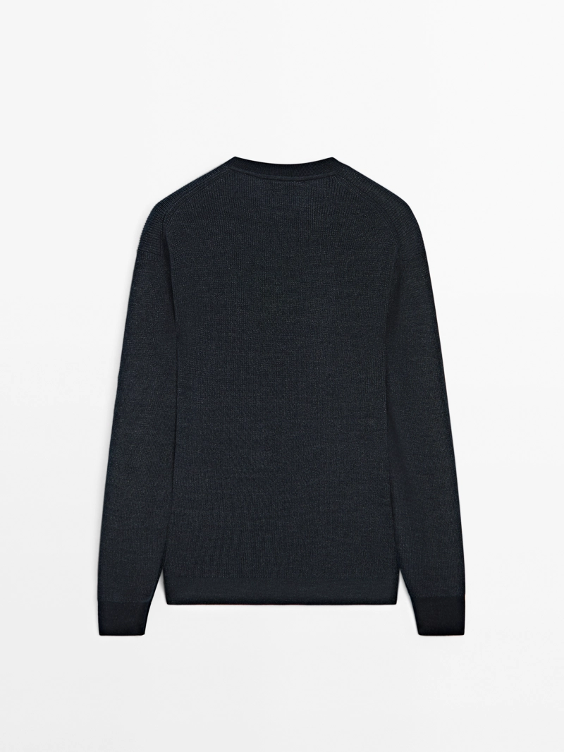 Вязанный свитер с эффектом денима