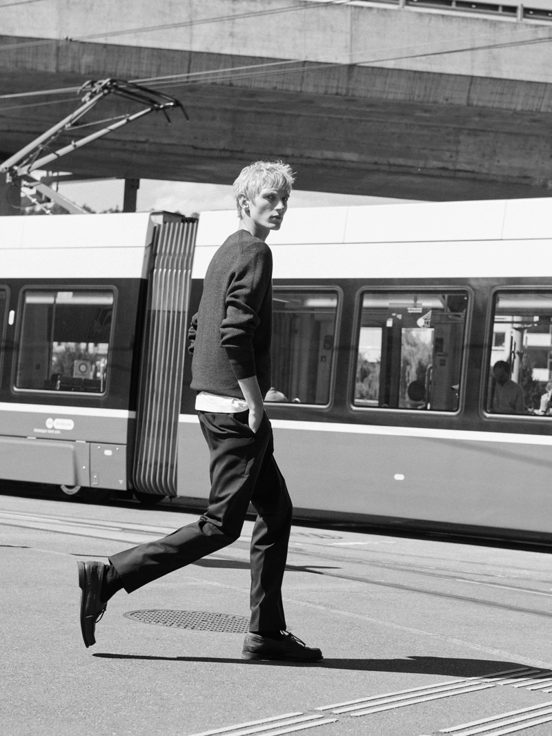 Вязанный свитер с эффектом денима