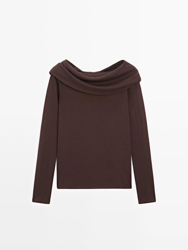 Свитер из шерстяно-хлопковой смеси с открытыми плечами