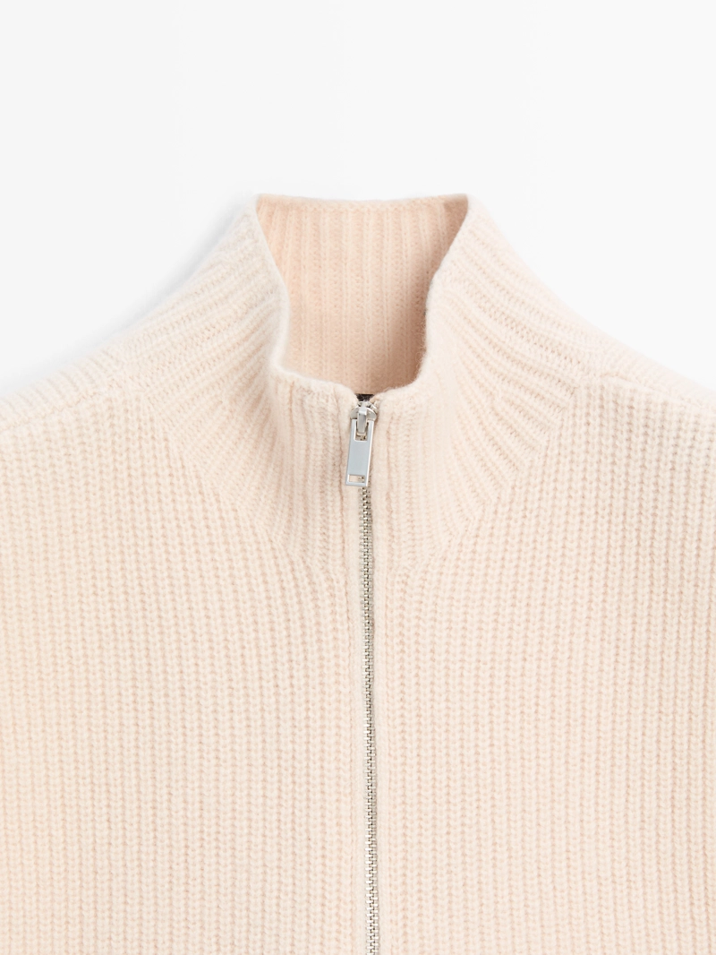 Короткий жилет из шерсти с молнией