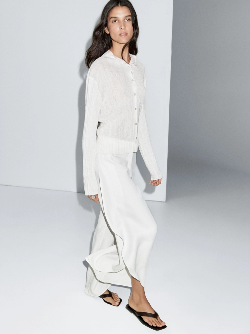 Брюки с разрезом по низу