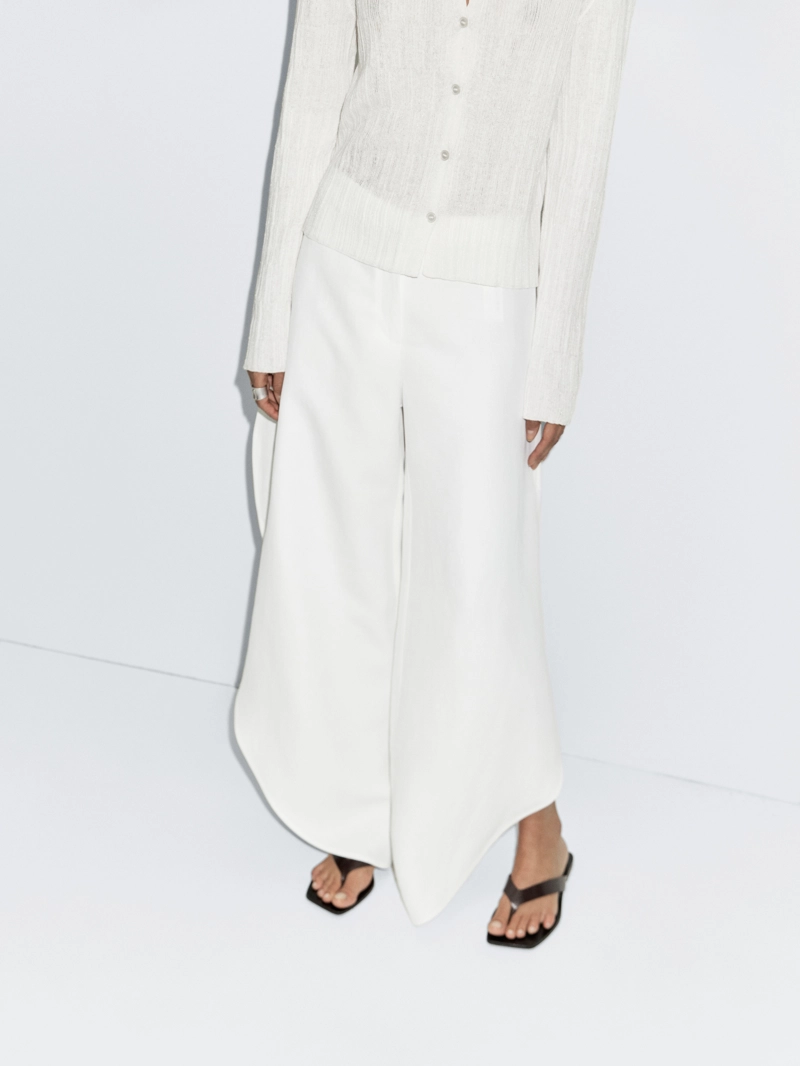 Брюки с разрезом по низу