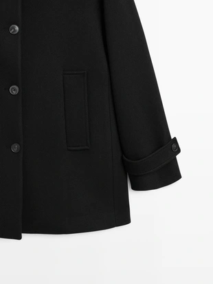 Пальто из шерстяной смеси с высоким воротником на пуговицах- Заказать в России