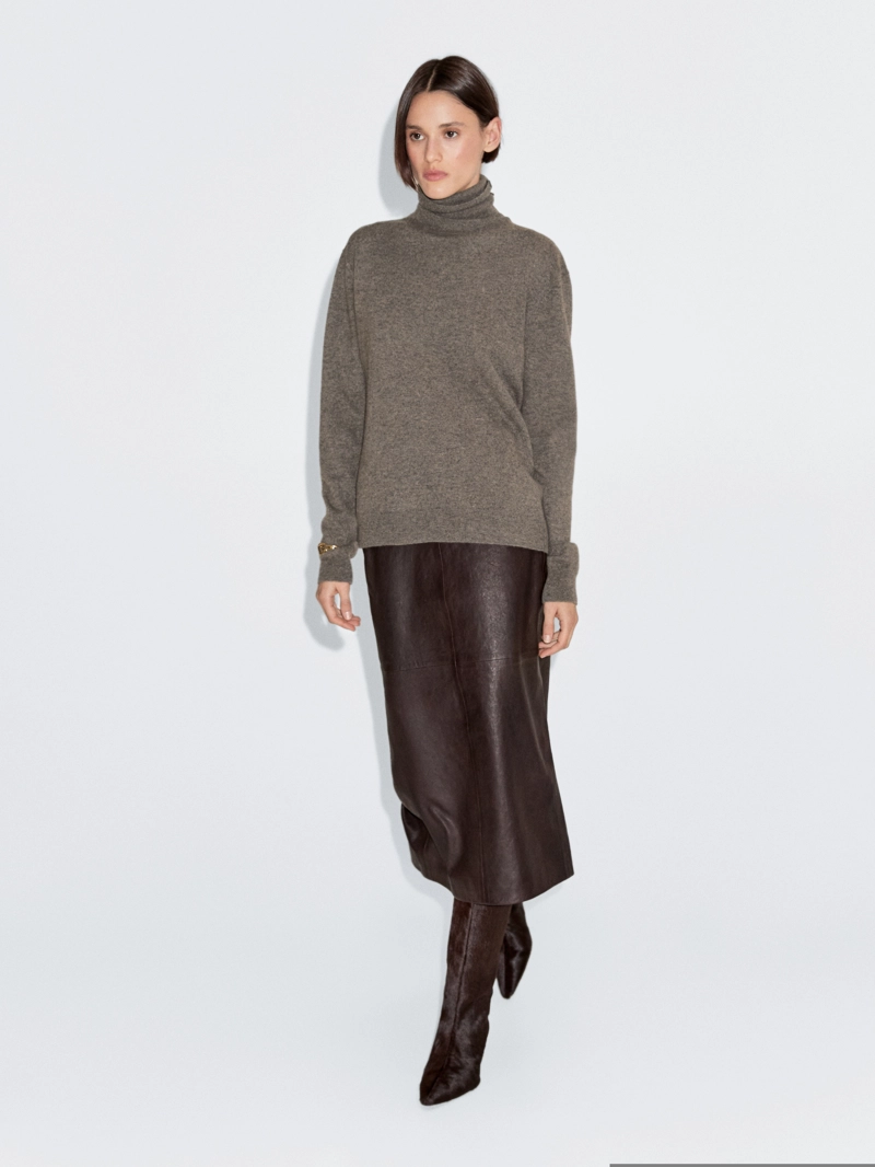 Вязанный свитер из шерстяной смеси с высоким воротником