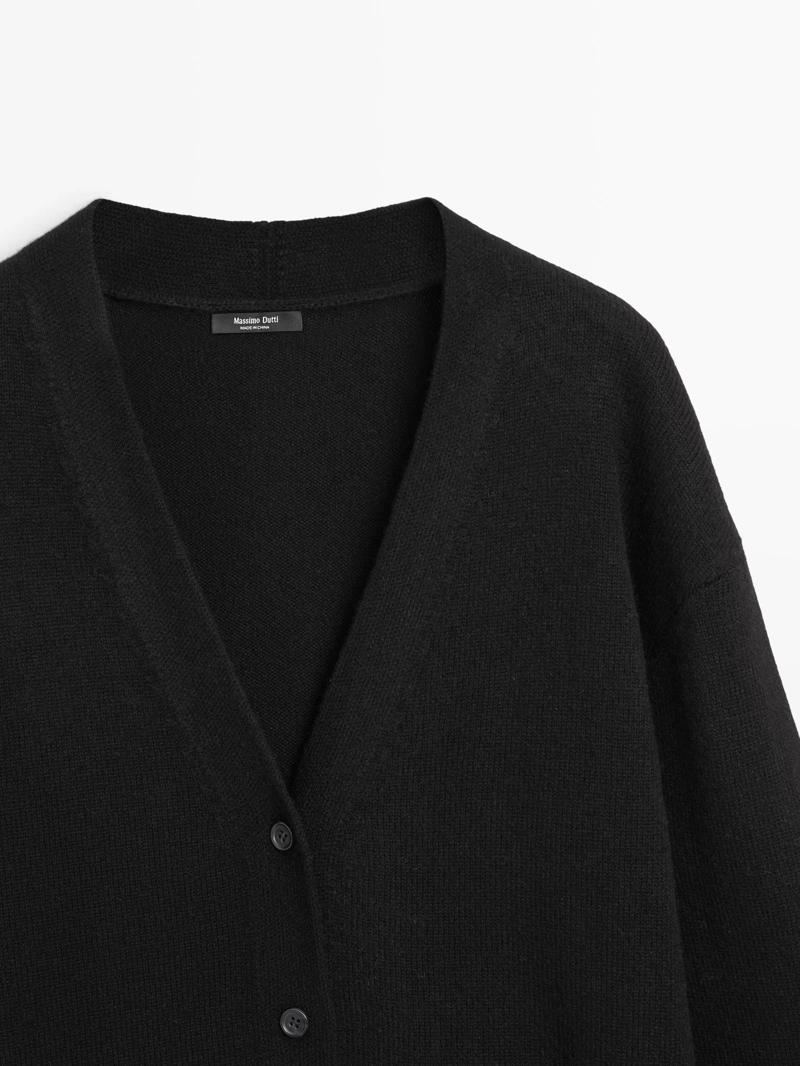 Кардиган с v-образным вырезом из шерстяной смеси