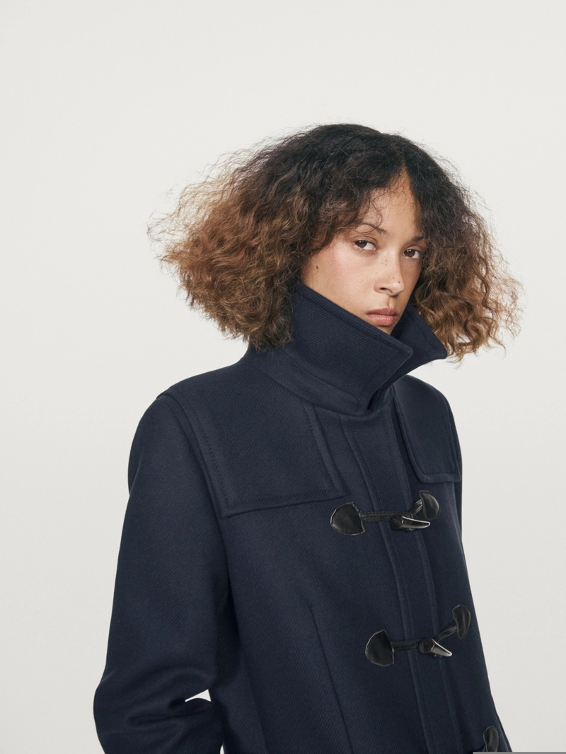 Длинное пальто с застежками на завязках