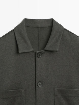 Рубашка с застежкой на пуговицы и накладными карманами- Заказать в России