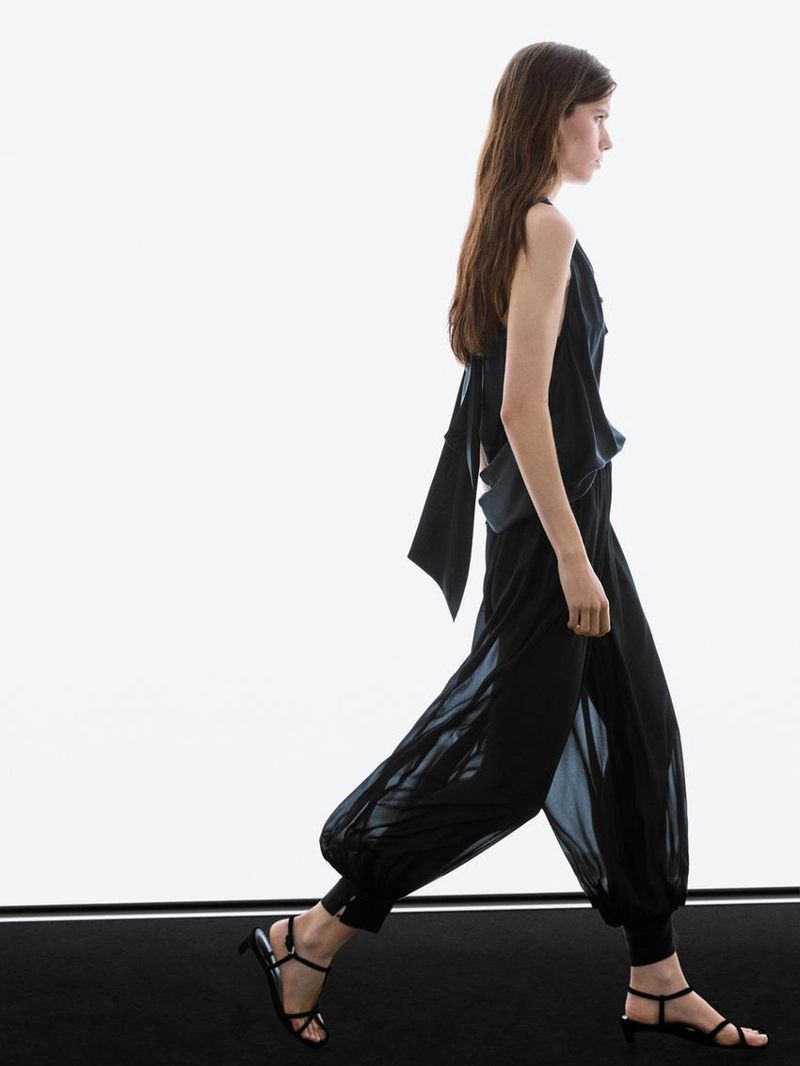 Брюки саруэль с пуговицами