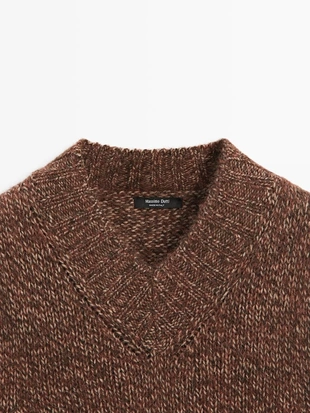 Жилет из меланжевой альпаки и войлока с текстурой- Заказать в России