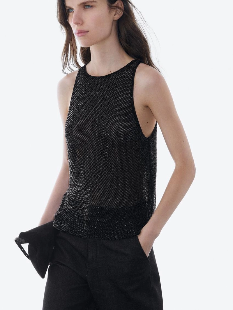 Топ из полупрозрачной ткани с бисером