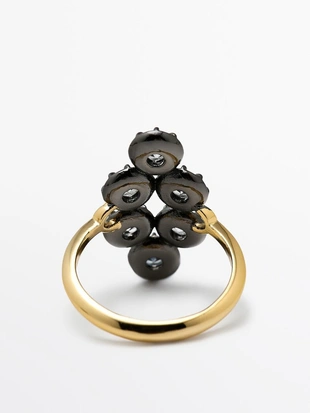 Кольцо с античным обрамлением бриллиантов- Заказать в России