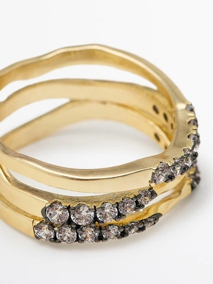 Кольцо с кристаллами- Заказать в России