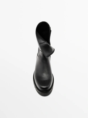 Ботинки с плоской подошвой и голенищем- Заказать в России