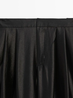 Широкие воздушные брюки с линиями- Заказать в России