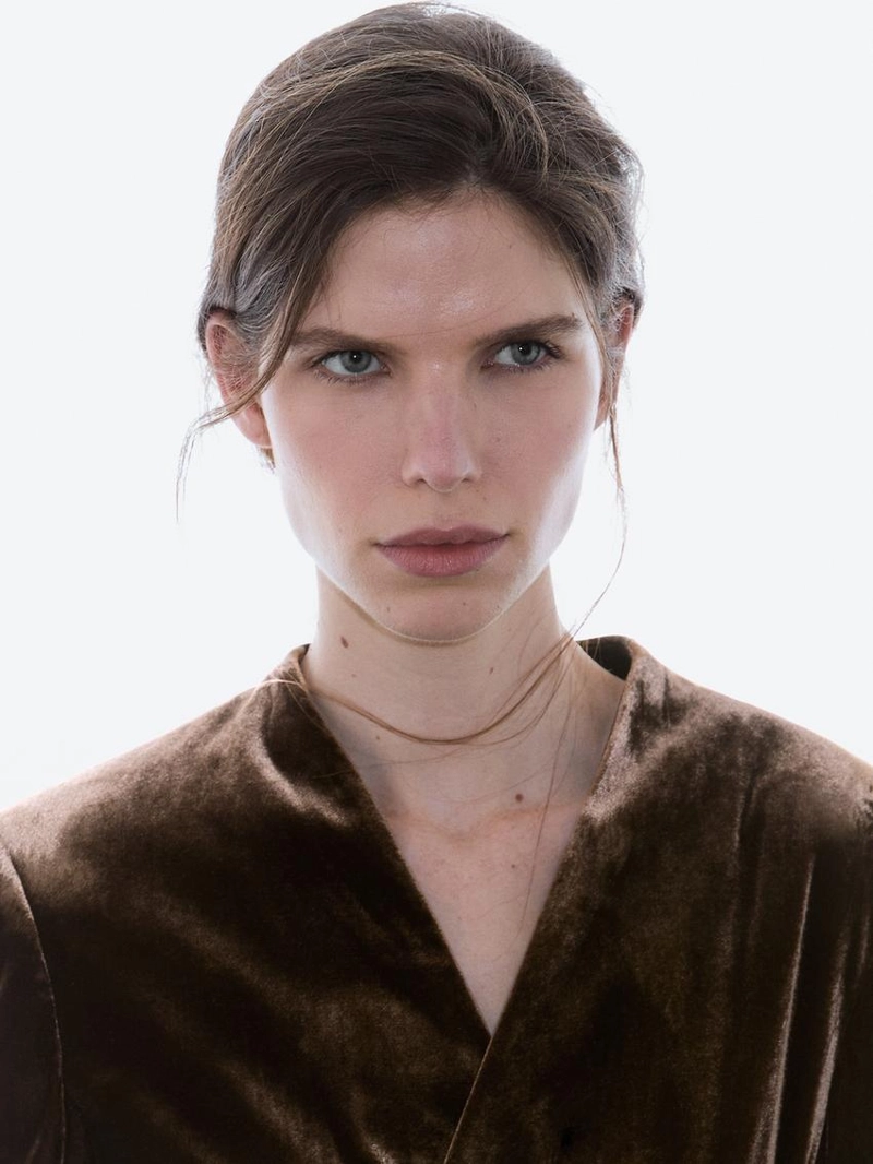 Куртка из вельвета с завязкой на бант