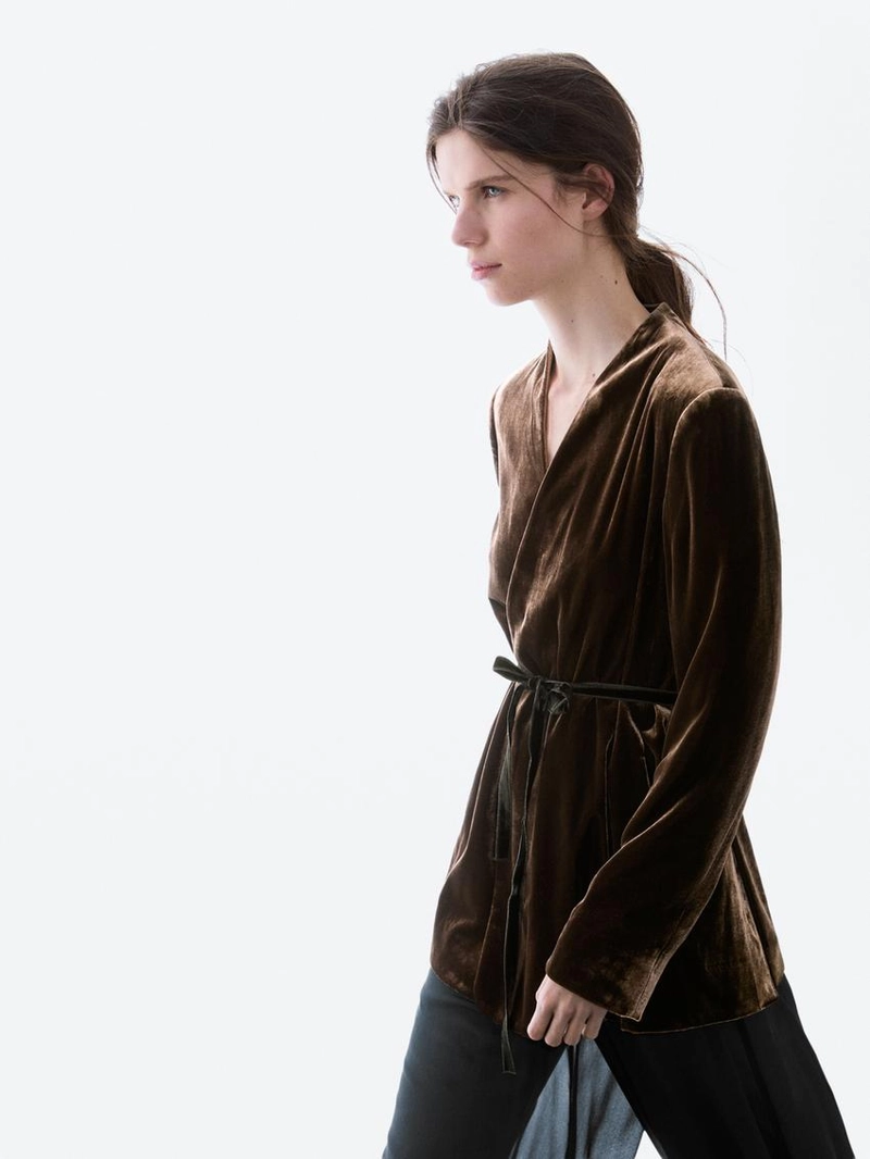 Куртка из вельвета с завязкой на бант