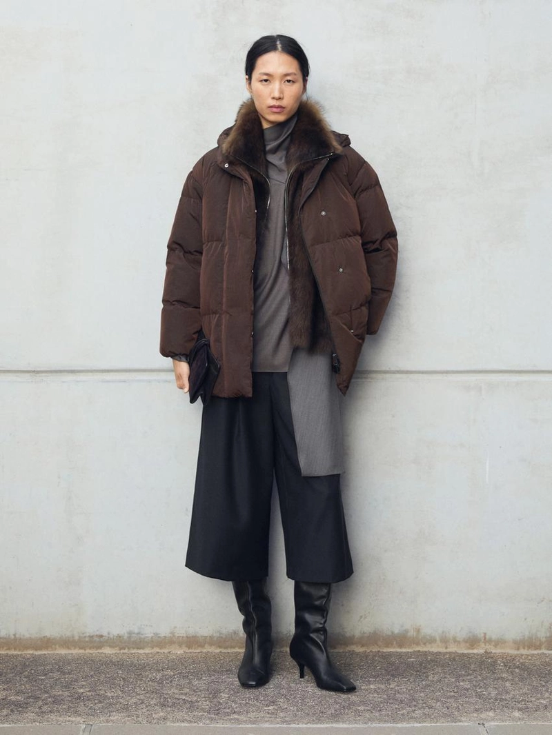 Стеганая куртка с капюшоном