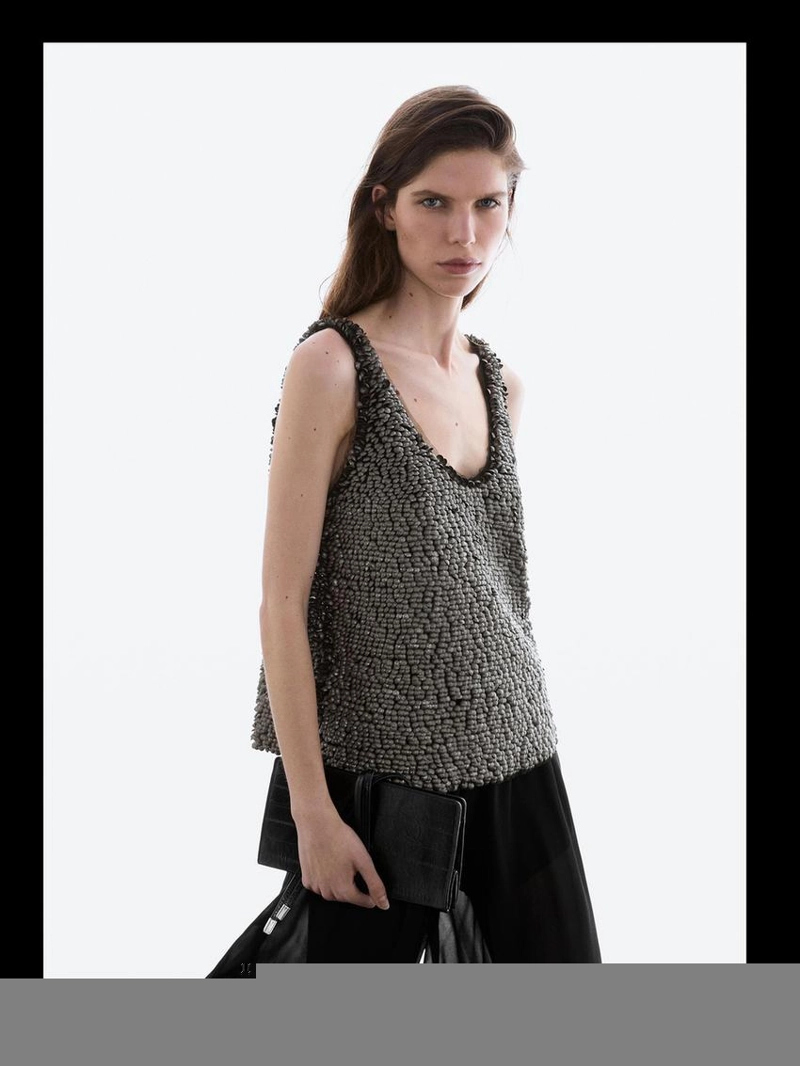 Топ с бретелями и бисером