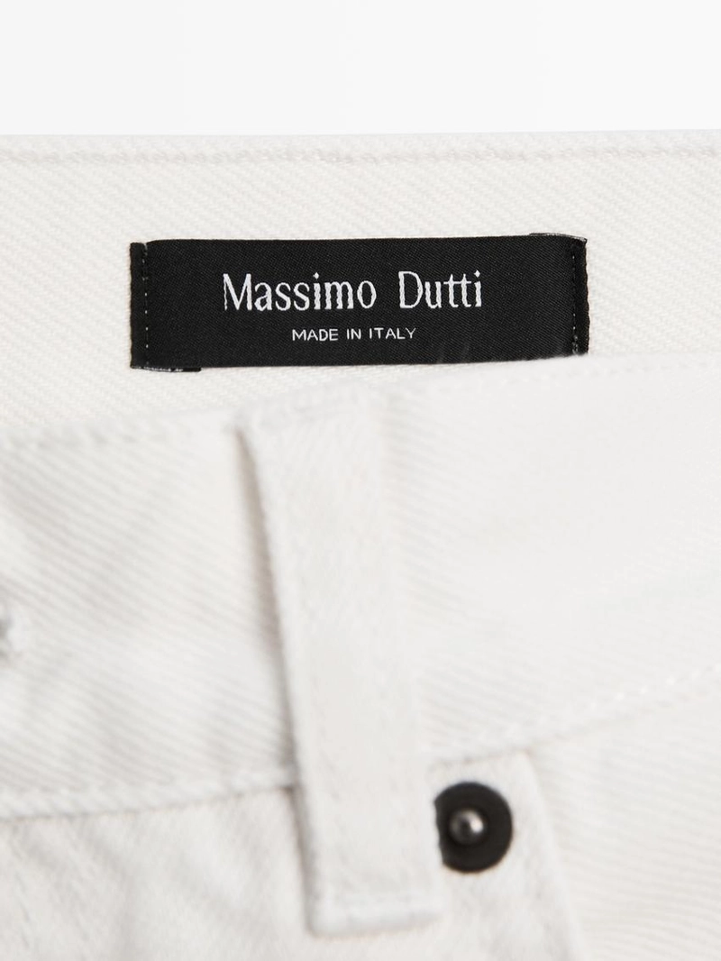 Джинсы свободного кроя средней посадки