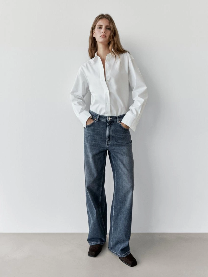 Джинсы свободного кроя средней посадки