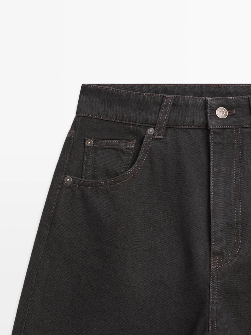 Джинсы с высокой посадкой и свободным кроем бочонка