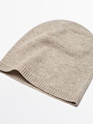 Тонкая вязаная шапка- Заказать в России