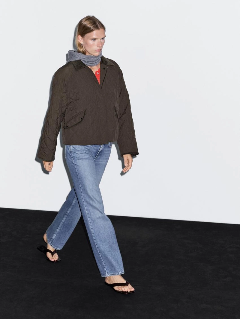 Куртка короткая водоотталкивающая с деталями из костюмной ткани