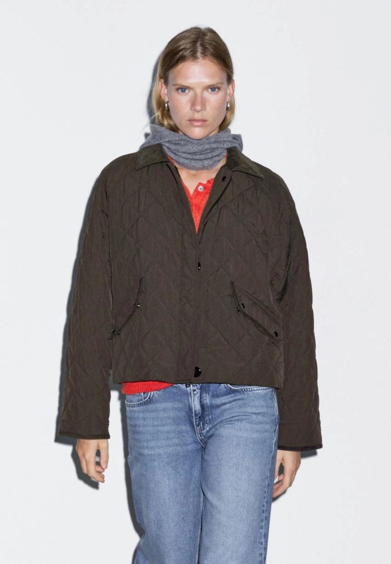 Куртка короткая водоотталкивающая с деталями из костюмной ткани