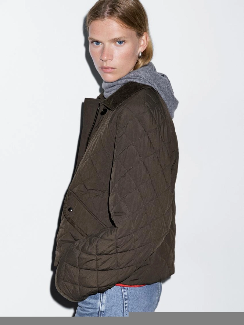 Куртка короткая водоотталкивающая с деталями из костюмной ткани