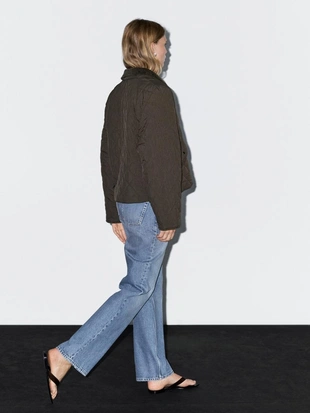 Куртка короткая водоотталкивающая с деталями из костюмной ткани- Заказать в России