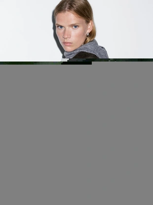 Куртка короткая водоотталкивающая с деталями из костюмной ткани- Заказать в России