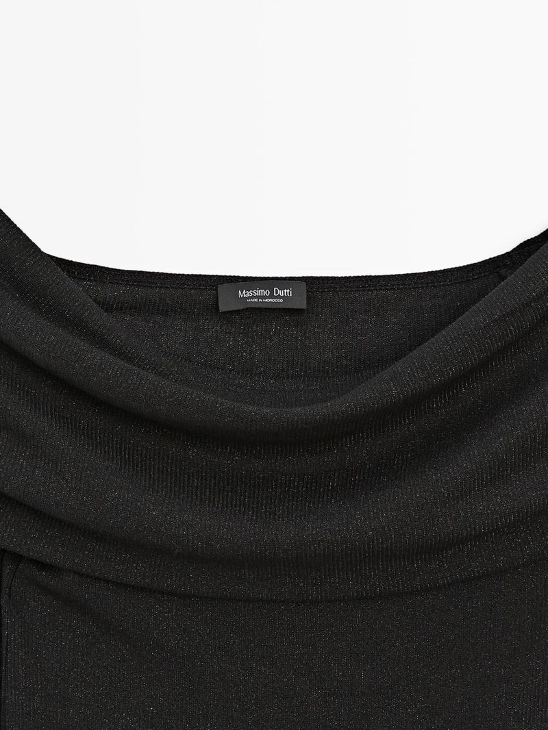 Лонгслив с ребристыми полосками и металлическим блеском