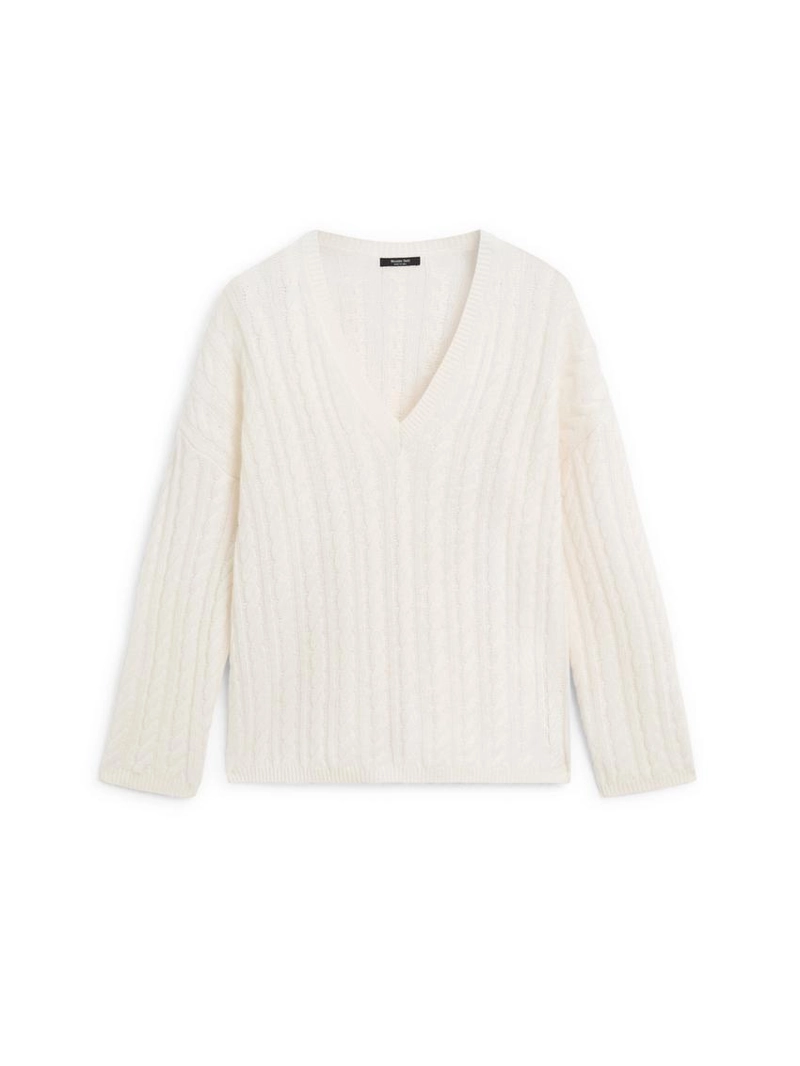 Свитер с плетеным узором и v-образным вырезом