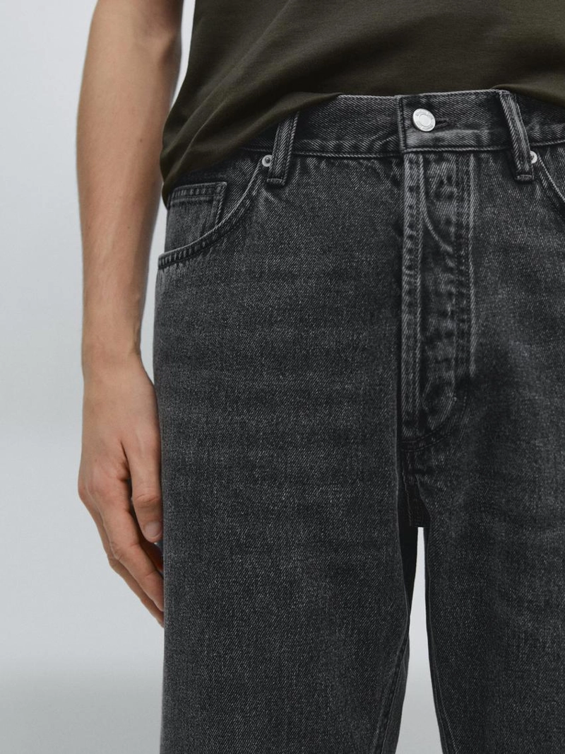 Джинсы прямого кроя