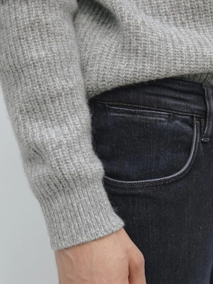 Узкие джинсы SLIM FIT- Заказать в России