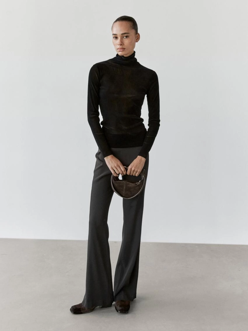 Прозрачная длиннорукавная футболка