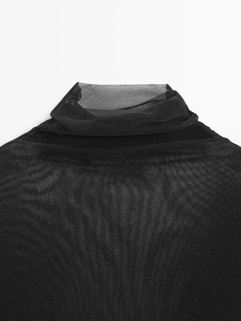 Прозрачная длиннорукавная футболка