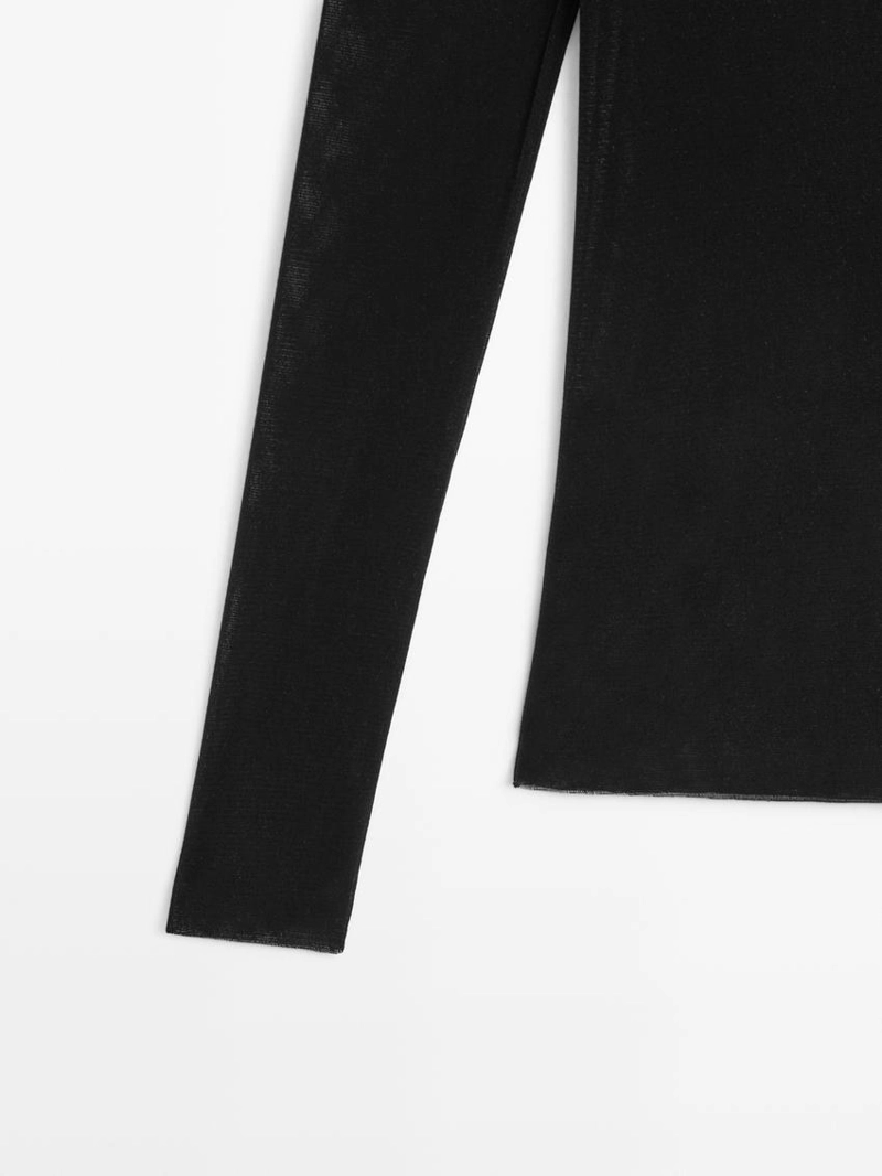 Прозрачная длиннорукавная футболка