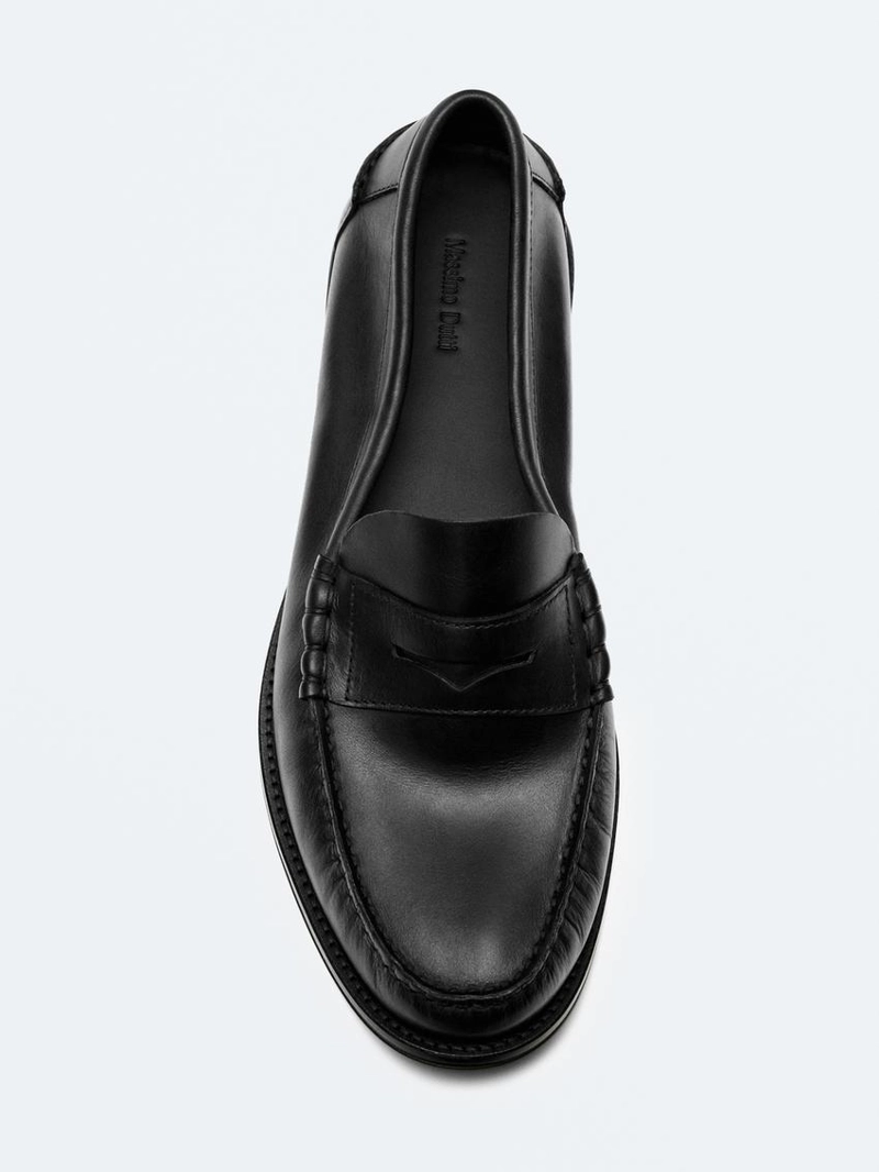 Лоферы из масленой кожи