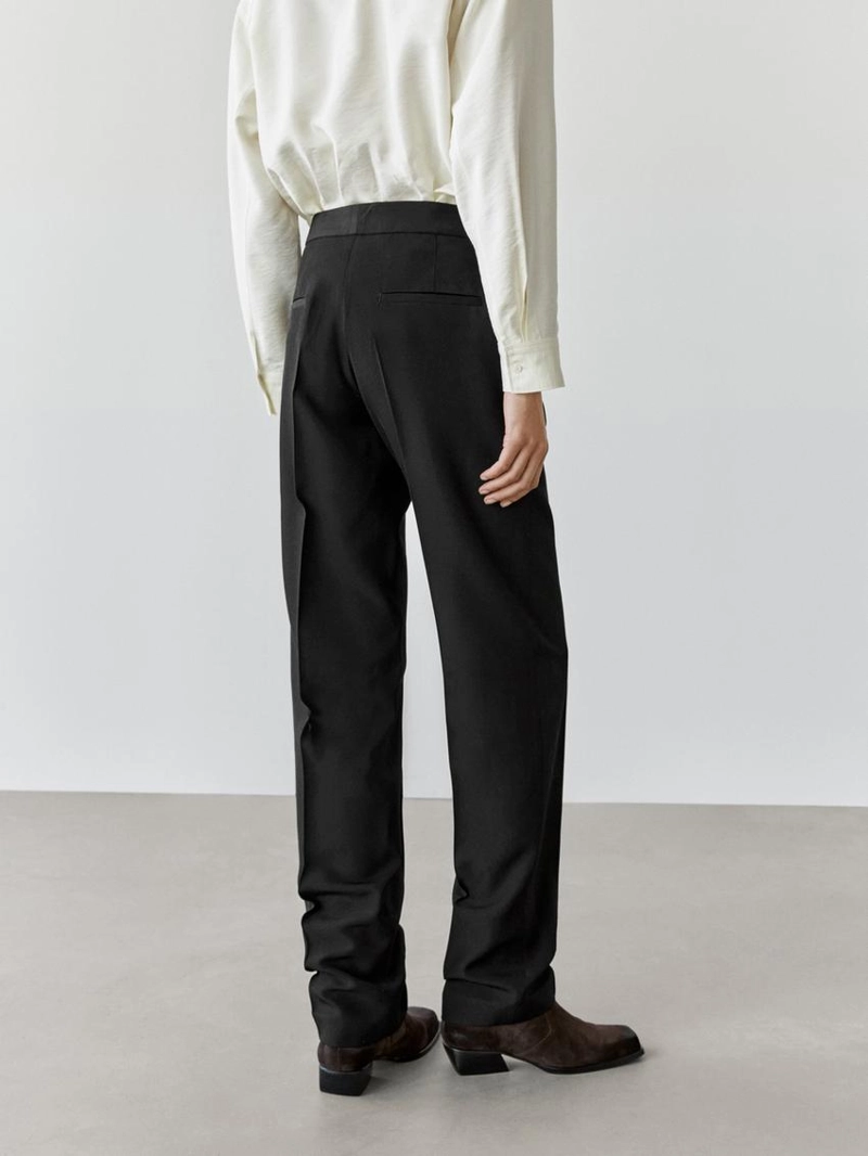 Брюки костюмные из крепа